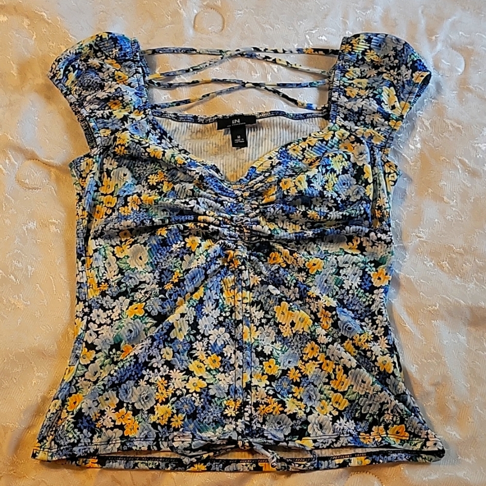 Cute floral top